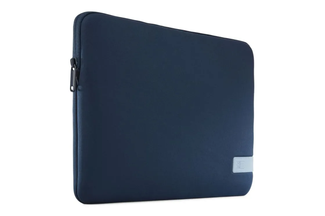 Reflect 14" laptop sleeve*Case Logic Outlet